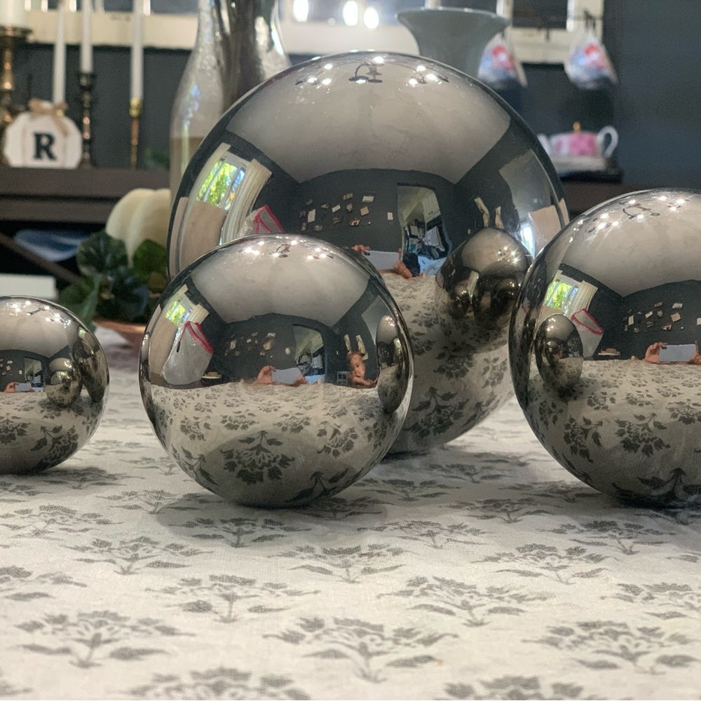 Set of 4 Montessori Shatterproof Mirror Balls